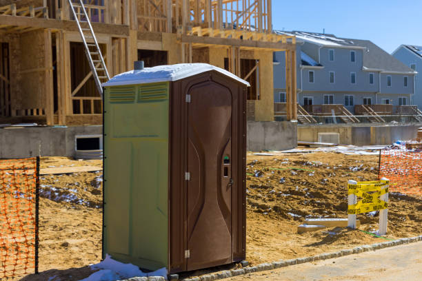 Best Porta potty delivery and setup  in Lake Carmel, NY
